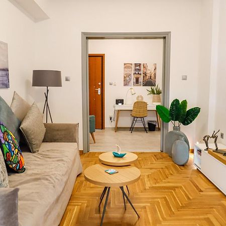 Newly Renovated Apartment 7 Min Walk From Acropolis Афины Экстерьер фото