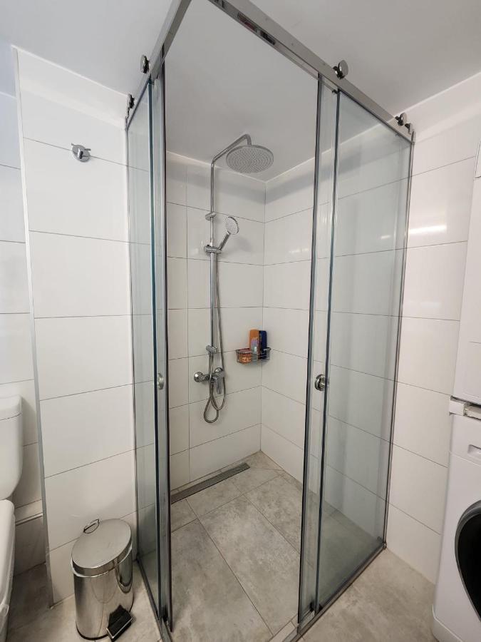 Newly Renovated Apartment 7 Min Walk From Acropolis Афины Экстерьер фото