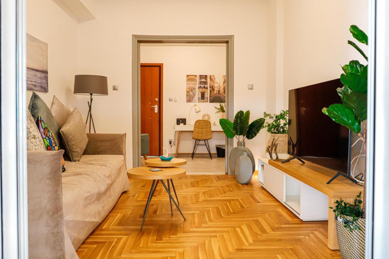 Newly Renovated Apartment 7 Min Walk From Acropolis Афины Экстерьер фото