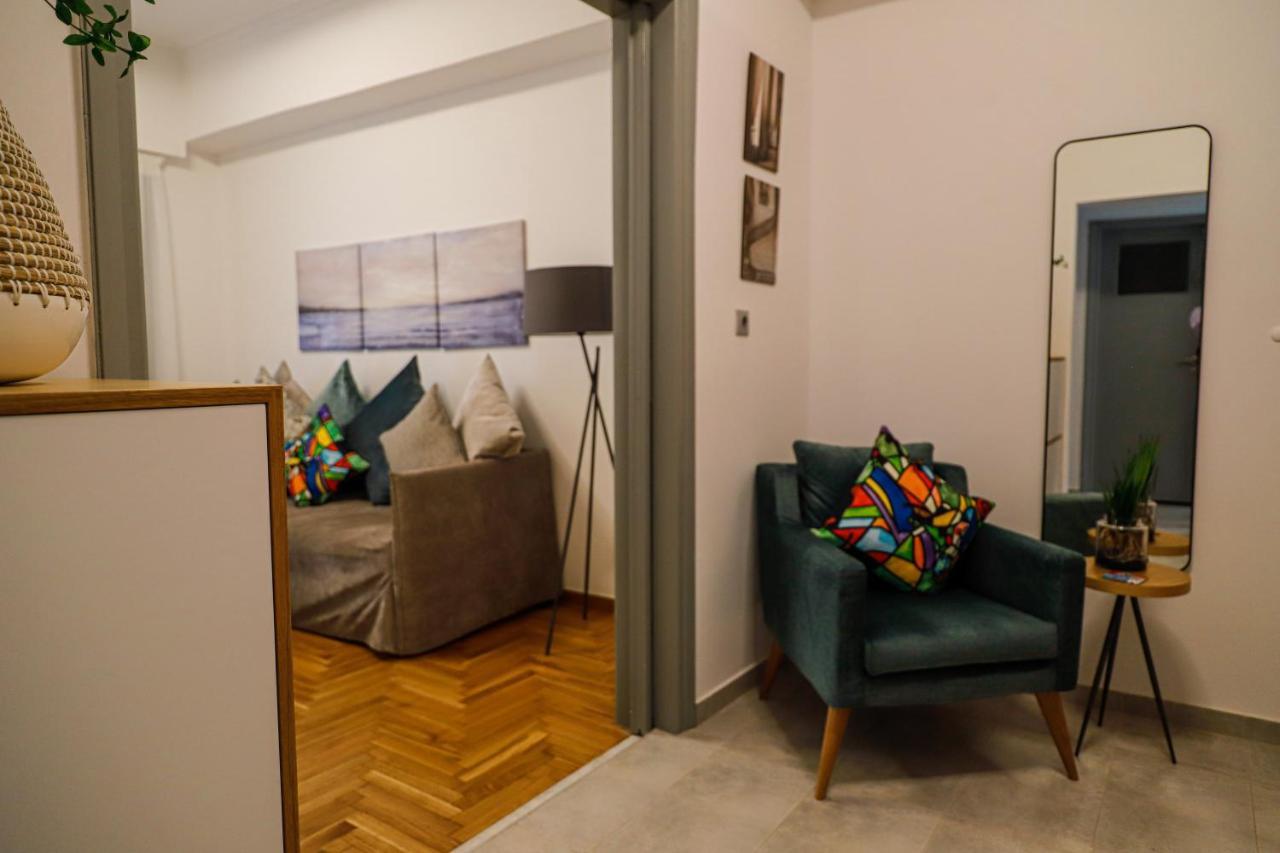 Newly Renovated Apartment 7 Min Walk From Acropolis Афины Экстерьер фото