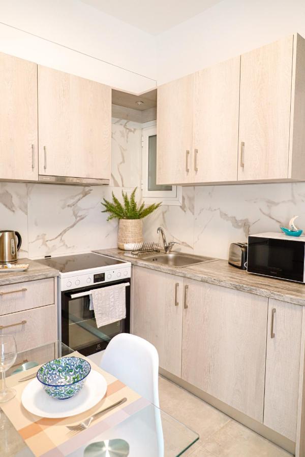 Newly Renovated Apartment 7 Min Walk From Acropolis Афины Экстерьер фото
