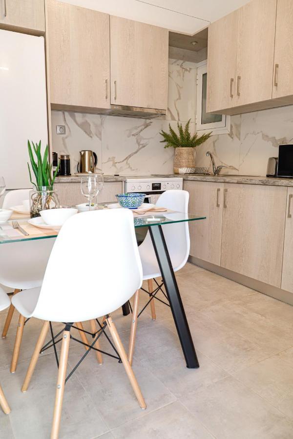 Newly Renovated Apartment 7 Min Walk From Acropolis Афины Экстерьер фото