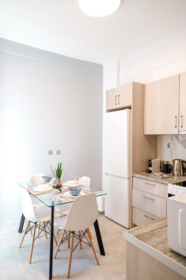 Newly Renovated Apartment 7 Min Walk From Acropolis Афины Экстерьер фото